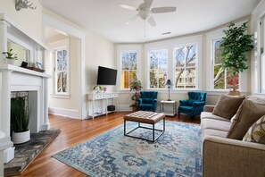 TV, fireplace, offices - Downtown Historic Home Close to Neighborhood Shops (Charleston)