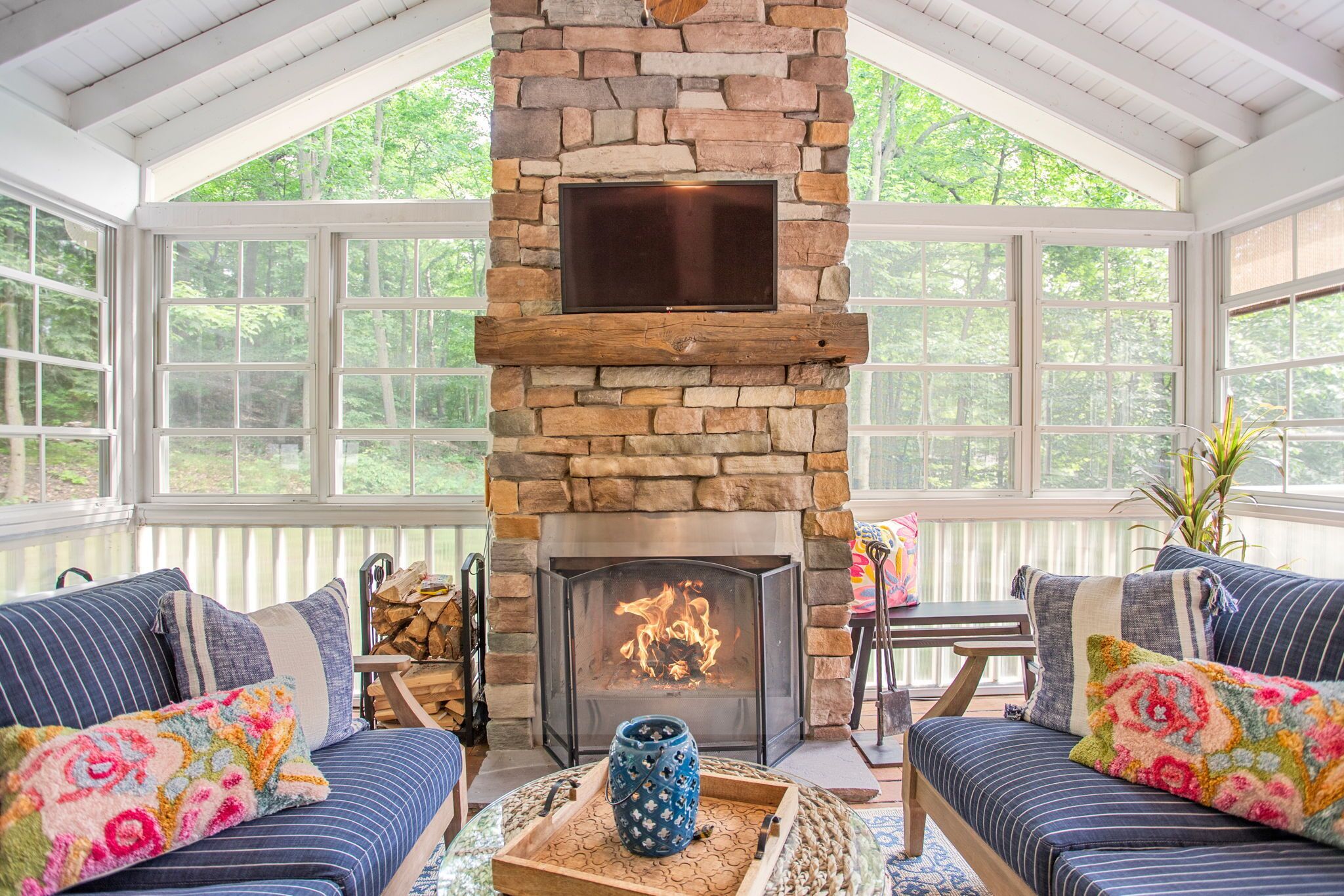 Lake Ridge | Hot Tub | New Listing