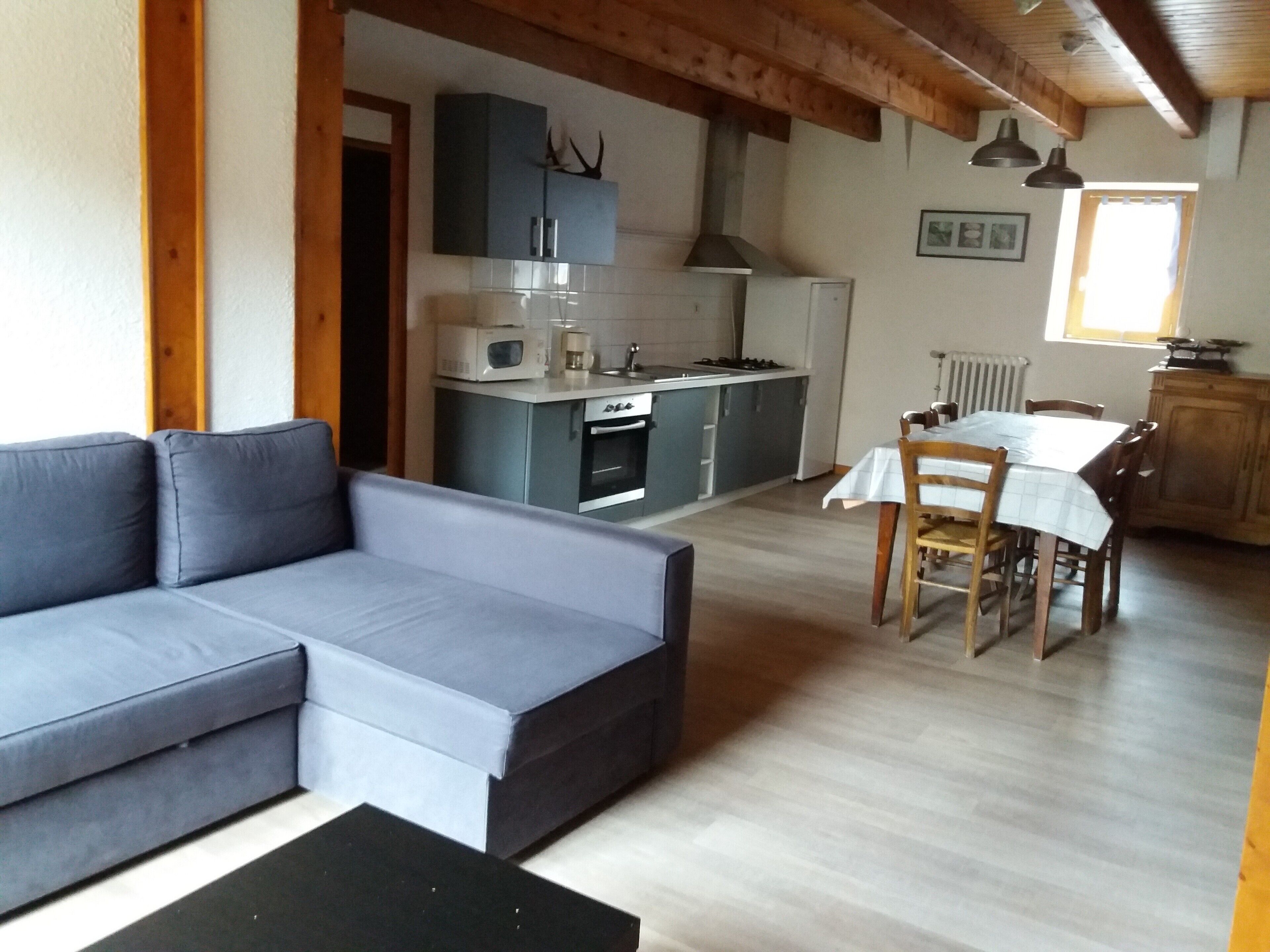 Gîte Proche du Lioran Cantal, au Pied du Puy Mary. Animaux Acceptés
