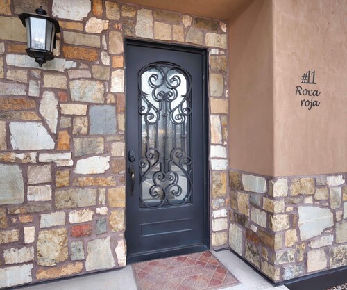 Luxury Downtown Rental (Hot Tub/Pet Friendly) #11