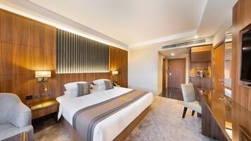 1 quarto, roupas de cama premium, camas com colchões pillow-top