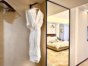 Couple Queen Bed Room - Jiayu International Hotel (Guangzhou)
