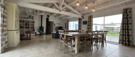 تناول الطعام