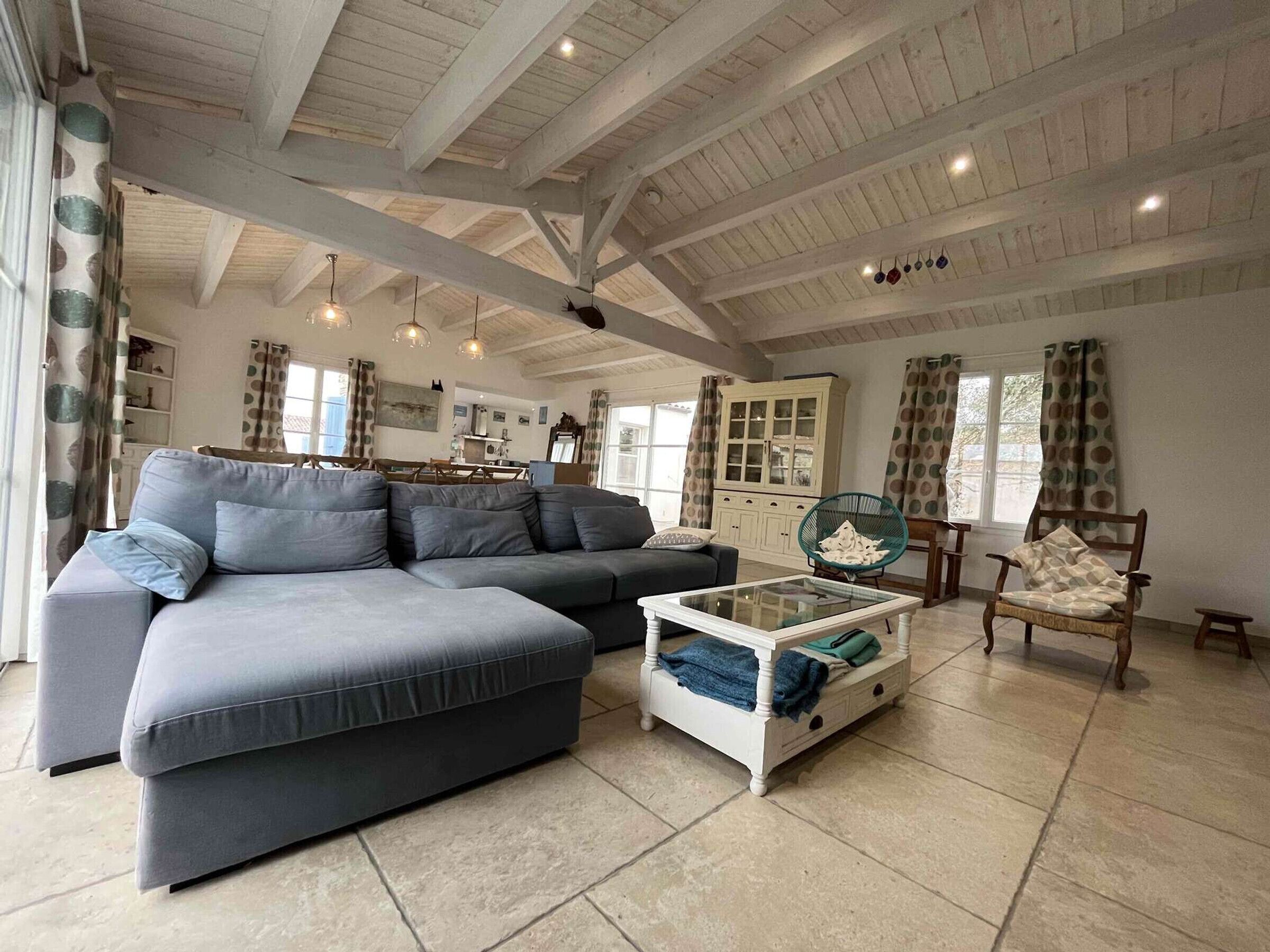 Villa 3 Chambres Avec Piscine Et Jardin Clos, Proche De La Mer - Île d'Oléron