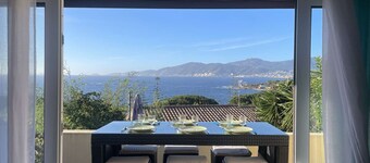 4-room holiday home with air conditioning and parking in Porticcio