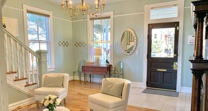 The Pop Inn - Your Ultimate Getaway