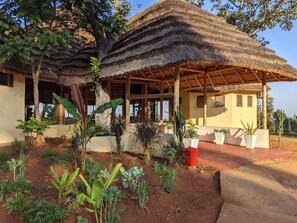 Front of property - Cwmbale Eco-Tourist Lodge (Mbale)