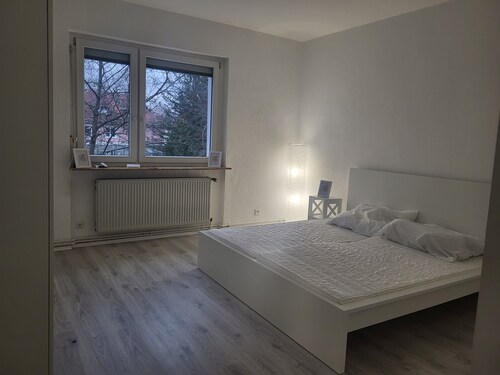 Beautiful cosy furnished apartment in Frankfurt- close to everything