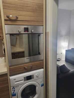 Interior - Beautiful cosy furnished apartment in Frankfurt- close to everything (Frankfurt)