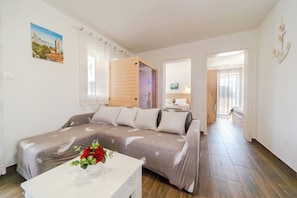 2 soverom, strykejern/-brett, wi-fi og sengetøy