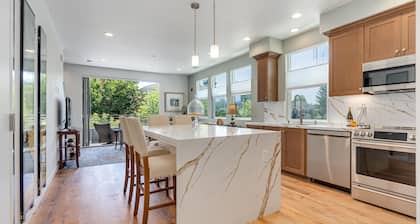 Luxury Condo in Napa Downtown