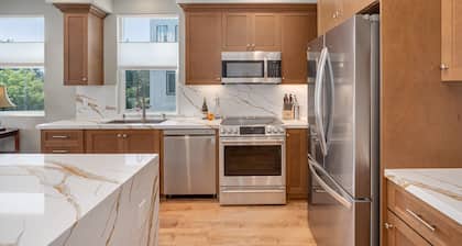 Luxury Condo in Napa Downtown