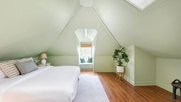 2 bedrooms, iron/ironing board, travel crib, WiFi