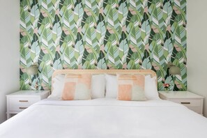 4 habitaciones, tabla de planchar con plancha, cuna de viaje y wifi 