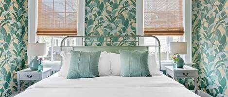 4 habitaciones, tabla de planchar con plancha, cuna de viaje y wifi