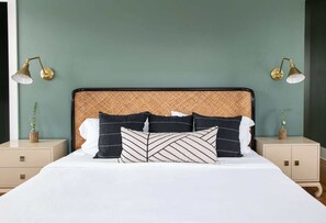 4 chambres, fer et planche à repasser, lit parapluie, Wi-Fi