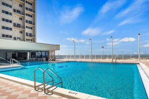 Outdoor pool, a heated pool - Insta-Worthy Stay! Pinnacle Port Gem – Carillon Beach 30A Sleeps 8 (Panama City Beach)
