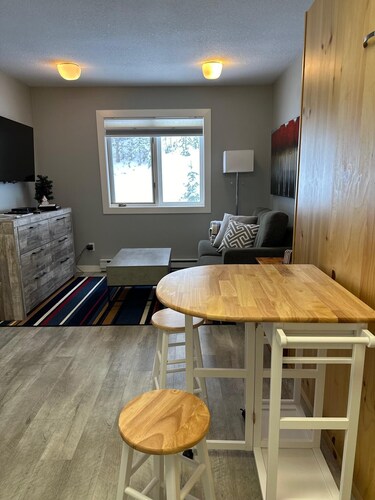 Snow Creek #13 Suite | 3 Peaks Rentals