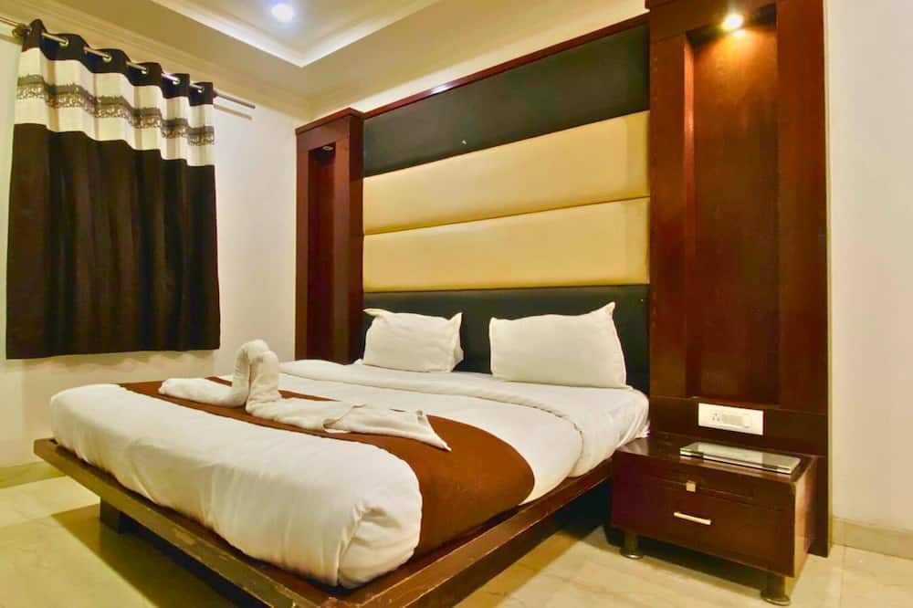 Qotel Hotel Pitampura