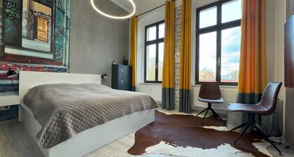 Görlitz - Design Apartment Iii, Hell, 35qm Zkb, Zentral zu Grenze Altstadt Park