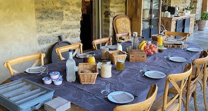 Chambres et Table D'hôte au Cœur de la Castagniccia Dans une Bâtisse du Xviii S