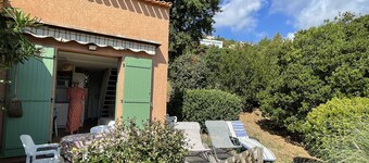 Joli Mazet Avec Piscine et Magnifique vue mer à 10min Plage et Port à Pied