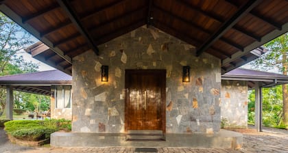 Grand Argyle Resort & Villas