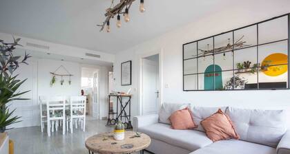 Nuevo! Acogedor Apartamento con Vistas al Pilar y Garaje
