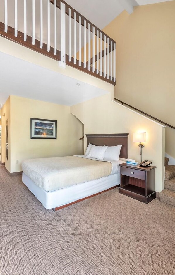 2 bedrooms, free WiFi, bed sheets - Iroquois Suite at Kelley's Island Venture Resort (Kelleys Island)