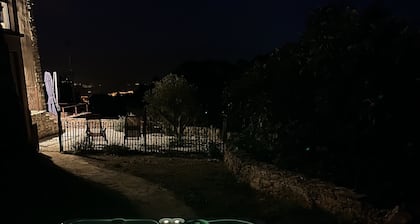 Gîte 3 Places Avec Jacuzzi et Piscine