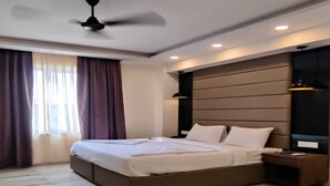 Classic Room | 1 bedroom, premium bedding, memory foam beds, in-room safe - PK BOUTIQUE HOTEL (Noida)