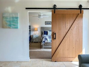 3 bedrooms, iron/ironing board, free WiFi, bed sheets - Oceanfront with Views! Pool & Beach on Hilton Head (Hilton Head Island)