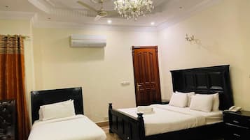 7 quartos, ferros/tábuas de passar roupa, Wi-Fi de cortesia