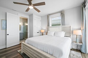 6 bedrooms, iron/ironing board, free WiFi, bed sheets - Idyll Tides: Stunning 6 BR - Pet Friendly, Priv. Pool, Beachfront, Sleeps 24! (Indian Pass)