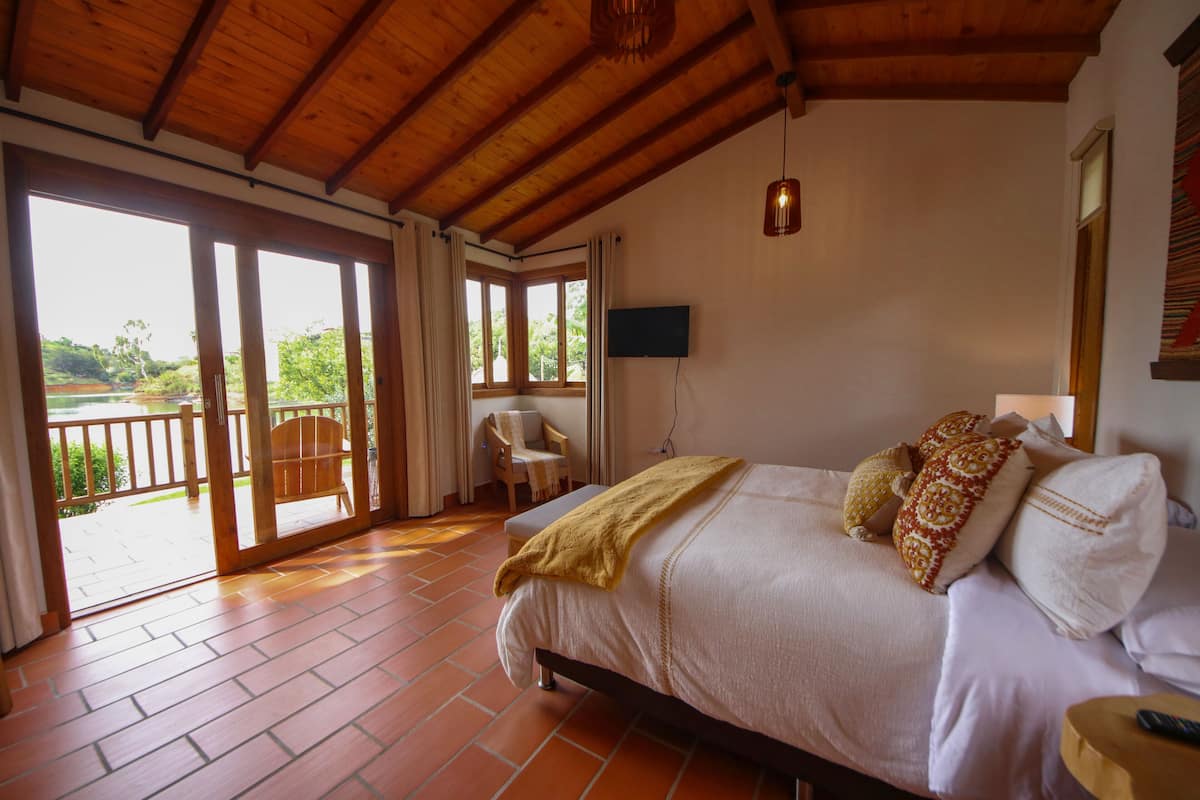 Exclusive Villa | 1 bedroom, individually decorated, individually furnished, desk