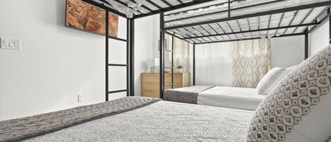 5 bedrooms, desk, iron/ironing board, travel cot