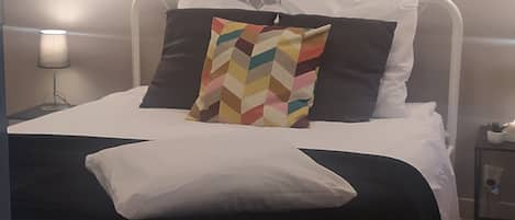 1 bedroom, iron/ironing board, free WiFi, bed sheets