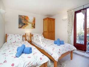 2 quartos, Wi-Fi de cortesia, roupa de cama