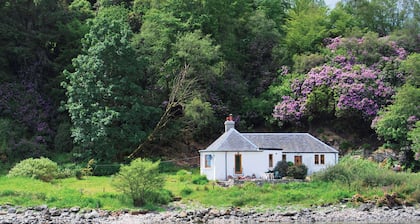 Shore Cottage - S4600