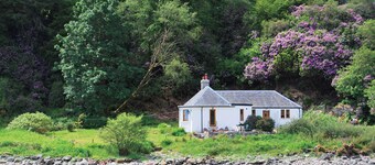 Shore Cottage - S4600