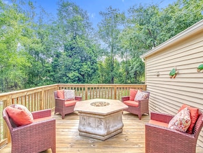 Terrace/patio - Charming , Pet friendly home in the countryside . (Weirsdale)