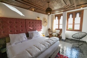 Minibar, in-room safe, iron/ironing board, free WiFi - Darif's Riad Fes (Fes)