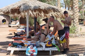 Private beach, beach bar - Havana Residence (Hurghada)