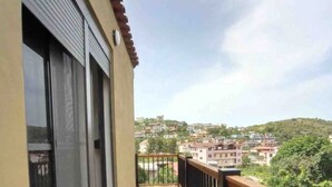 Panoramic Apartment | Balcony