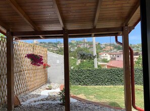Traditional House | Teres/patio