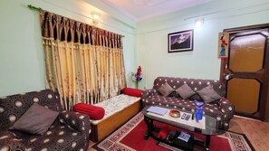 Smart TV, computer monitors