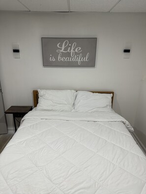 2 slaapkamers, een strijkplank/strijkijzer, wifi, beddengoed