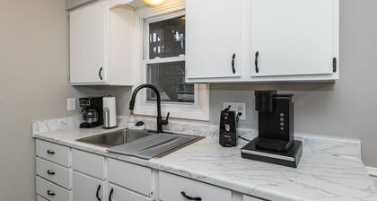 Discounted Oasis, 2 Bedroom Lower-Level Duplex 5 Minutes to Mayo Clinic!