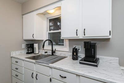 Discounted Oasis, 2 Bedroom Lower-Level Duplex 5 Minutes to Mayo Clinic!