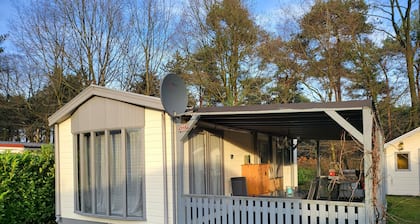 Gemütliches Chalet auf 5-Sterne-Campingplatz De Schatberg.  Haustierfreundlich!